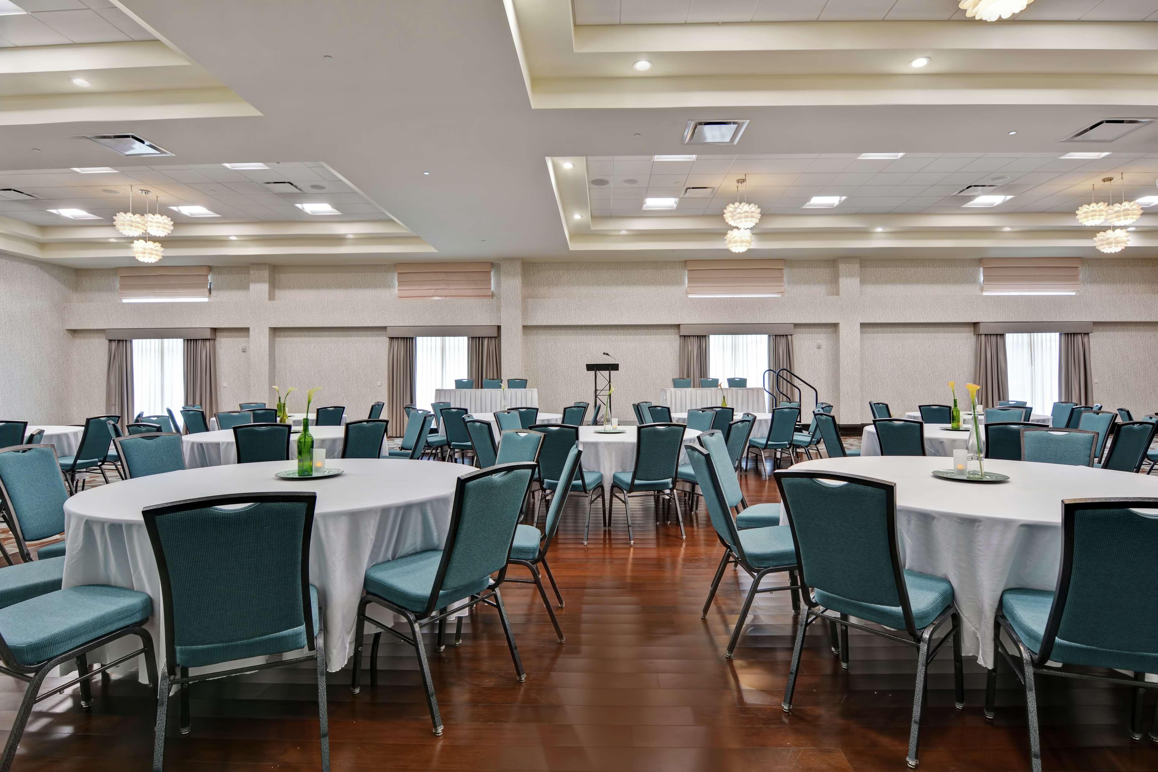 Hilton Garden Inn And Fayetteville Convention Center Exterior foto
